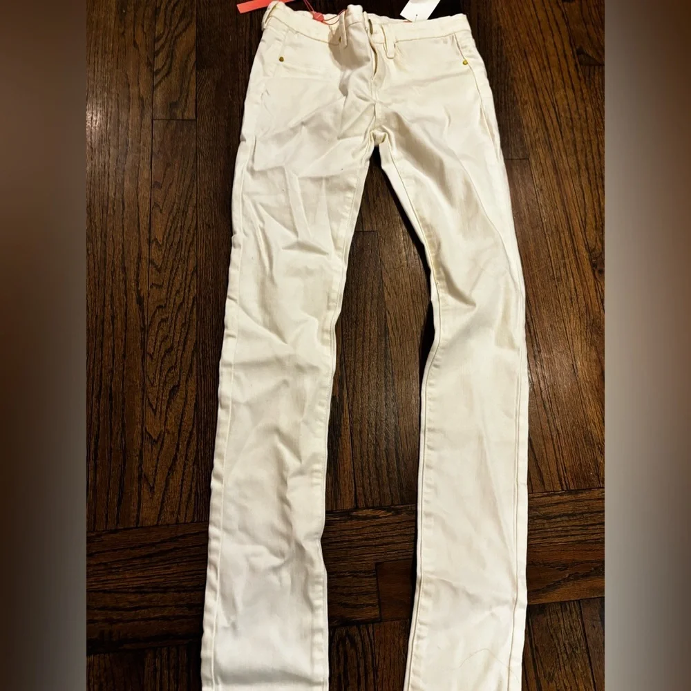 Blank NYC off white Skinny Jeans slightly size 14 NWT